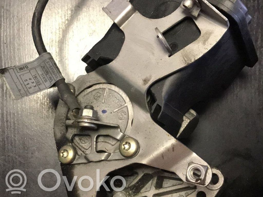 BMW 3 E90 E91 Power steering pump 