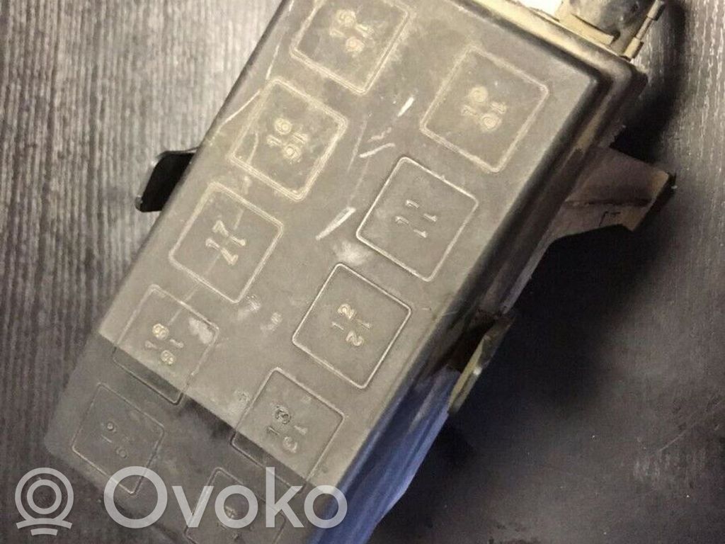 Opel Vectra B Drošinātāju kaste (komplekts) 