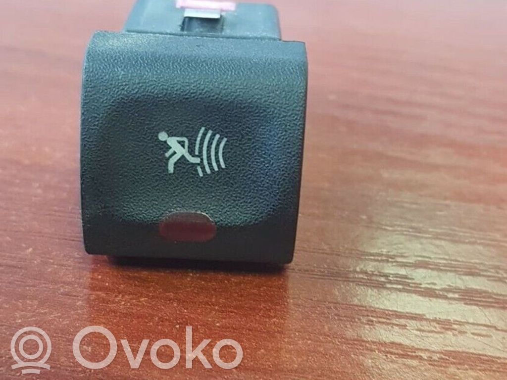 Opel Omega B1 Alarm switch 