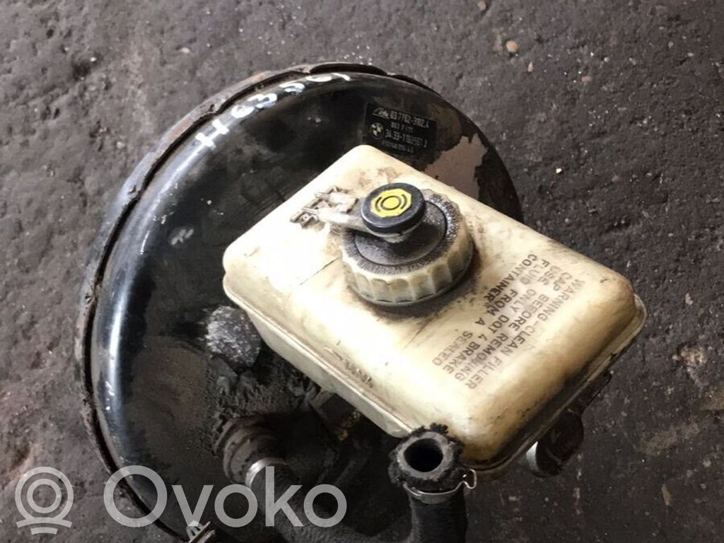 BMW 3 E36 Brake booster 