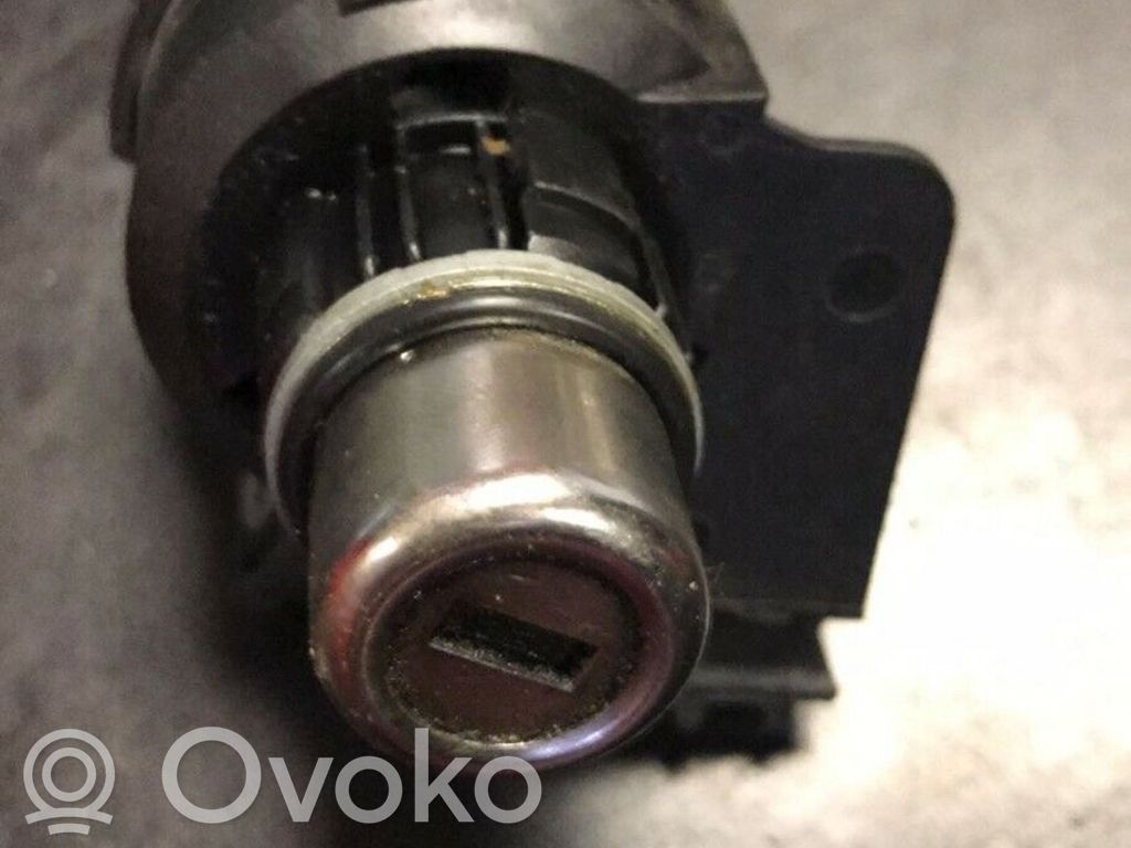 BMW 3 E90 E91 Tailgate exterior lock 