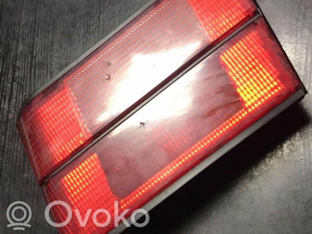 BMW 5 E34 Tailgate rear/tail lights 