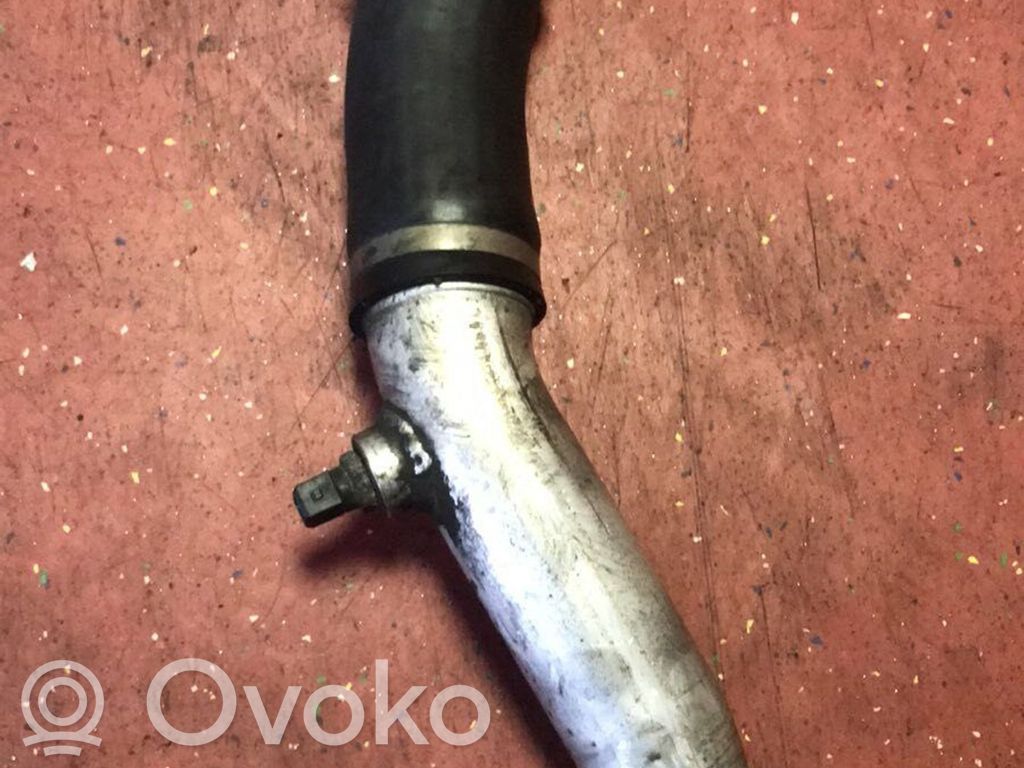 Intercooler hose/pipe   7791437