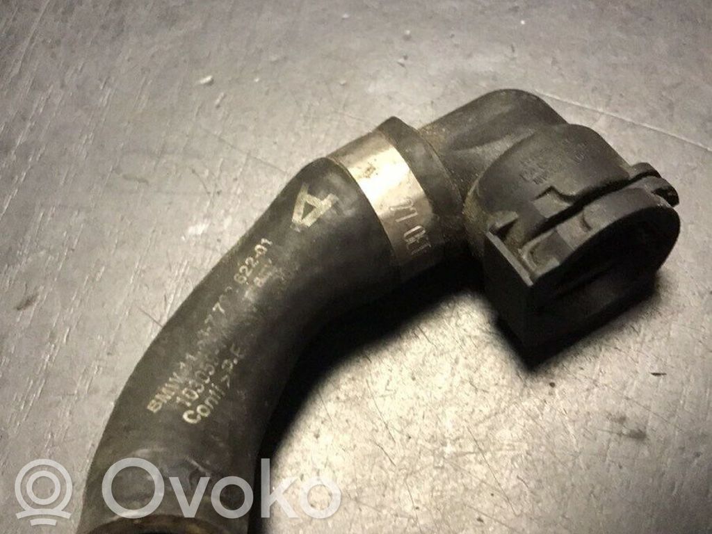 BMW 5 E60 E61 Engine coolant pipe/hose 
