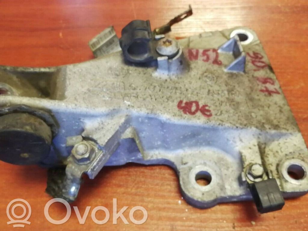 BMW 3 E92 E93 Engine mounting bracket 