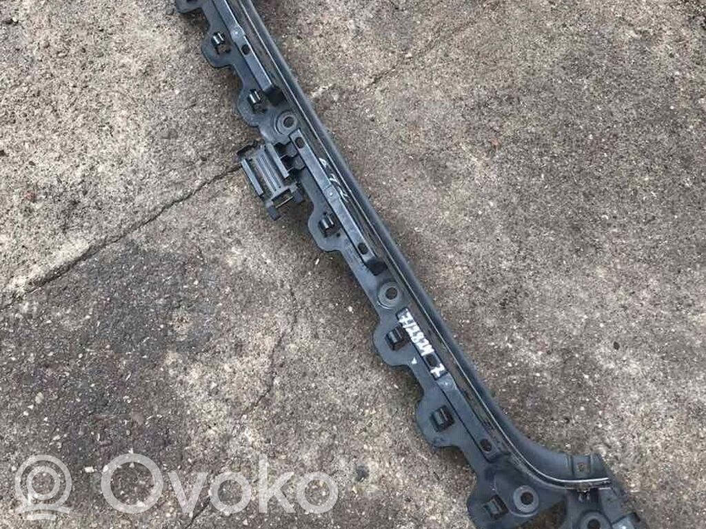 Rear bumper mounting bracket   7128247