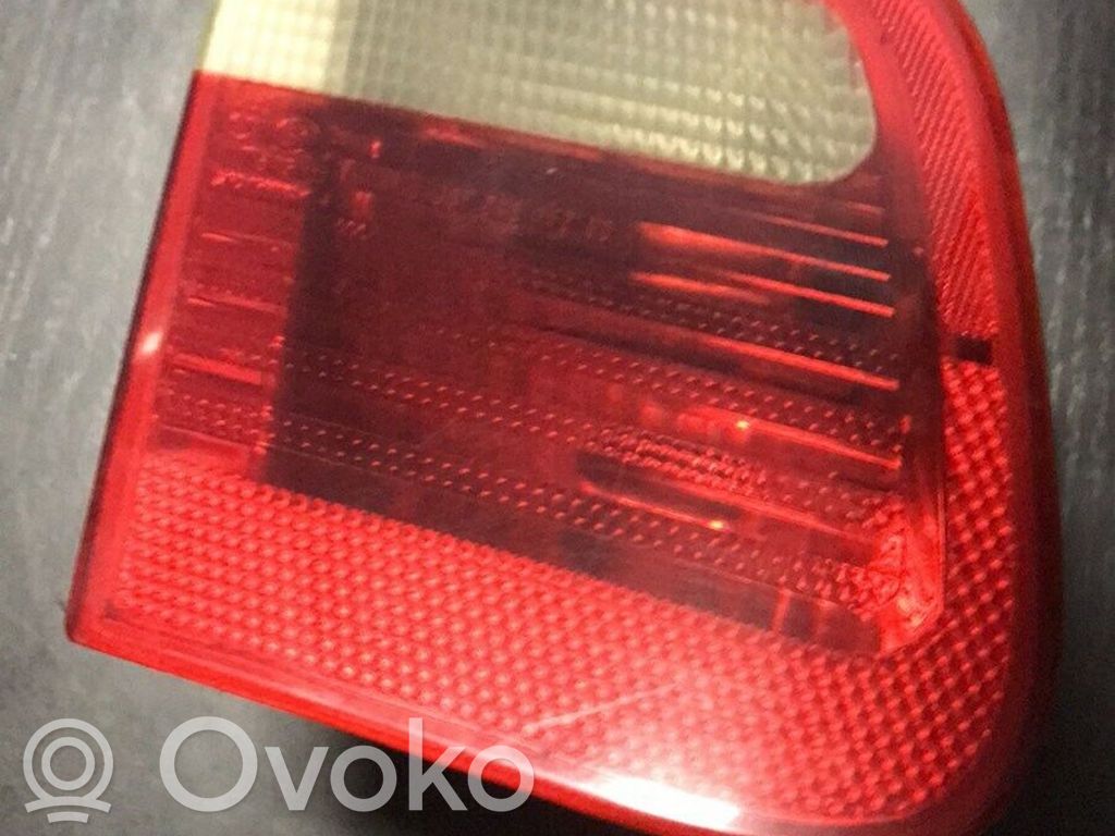 BMW 3 E46 Tailgate rear/tail lights 