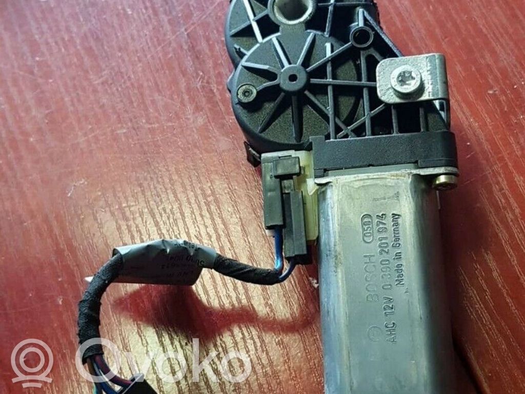 Motor de ajuste del asiento   0390201974
