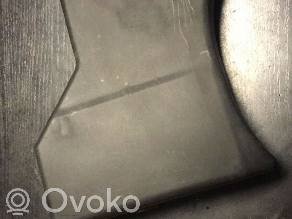 Volvo S40, V40 Fuse box cover 