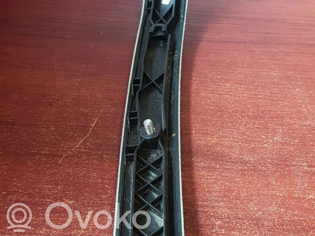 BMW 3 E90 E91 Muu takaoven verhoiluelementti 