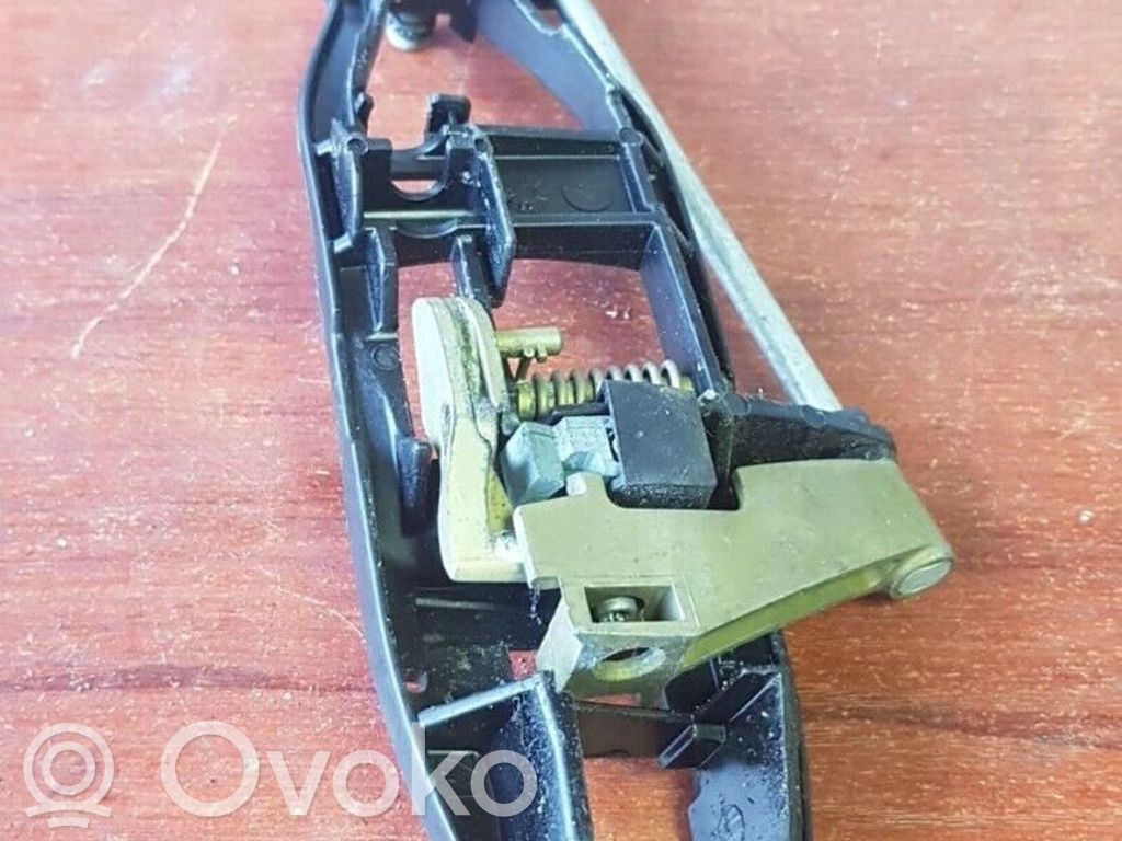 BMW 3 E46 Front door exterior handle/bracket 
