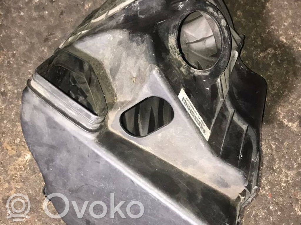 BMW 1 E81 E87 Air filter box 