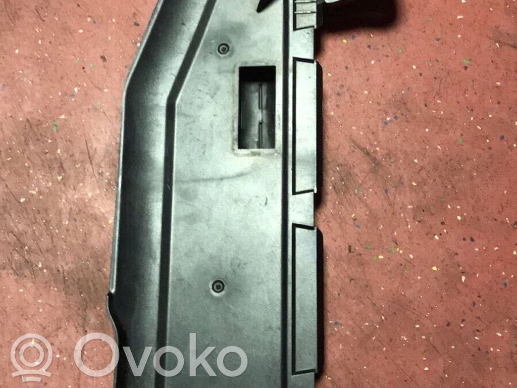 BMW 3 E46 Placa protectora del centro/medio 