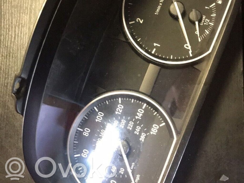 BMW 1 E81 E87 Speedometer (instrument cluster) 