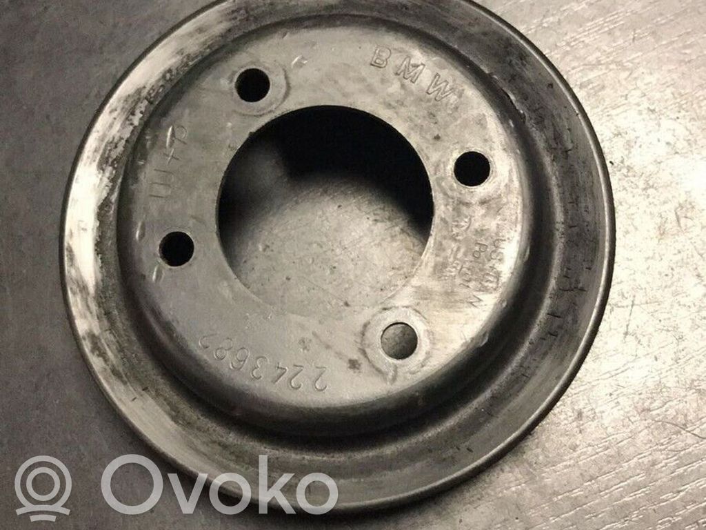 BMW 5 E39 Power steering pump pulley 