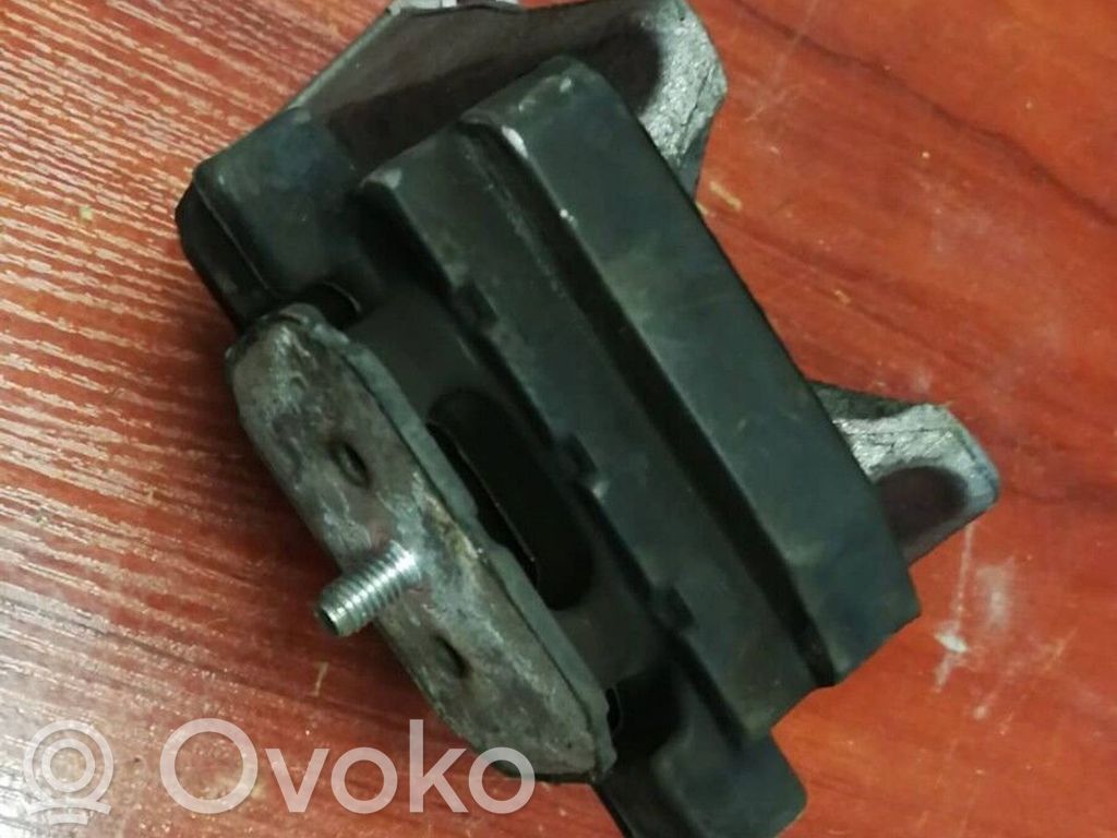 BMW 5 E60 E61 Gearbox mounting bracket 