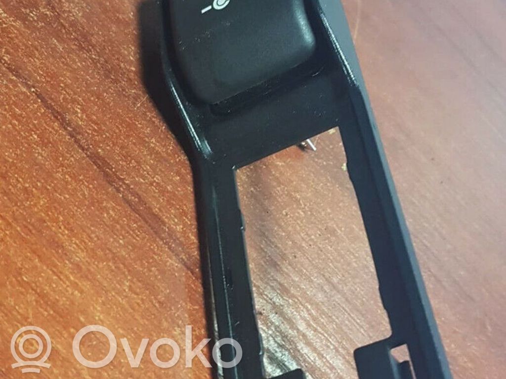BMW 1 E81 E87 Other trunk/boot trim element 