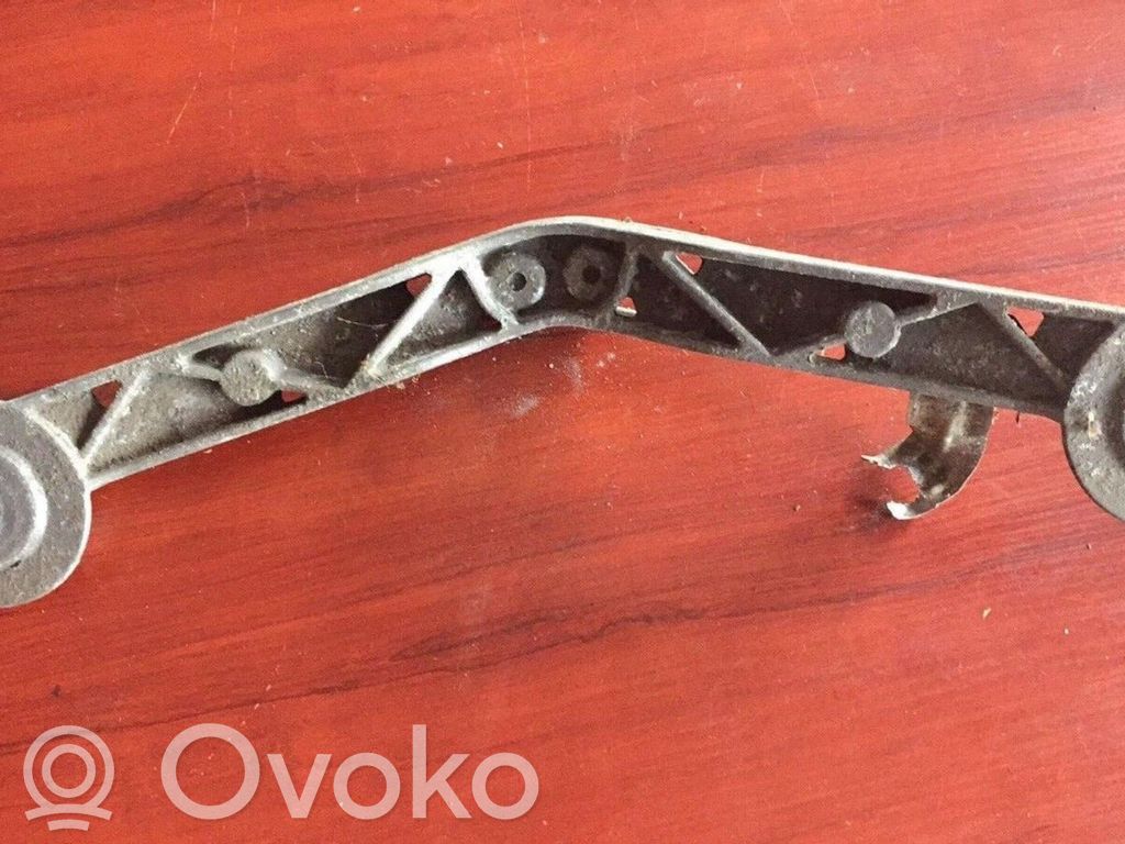 BMW Z4 E85 E86 Cits aizmugures šasijas elements 