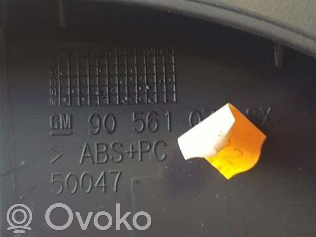 Opel Zafira A Moldura protectora de la rejilla de ventilación lateral del panel 