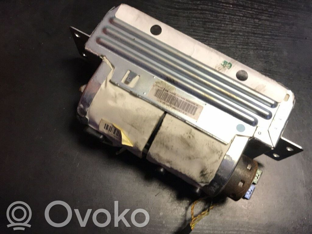 Citroen C5 Keleivio oro pagalvė 