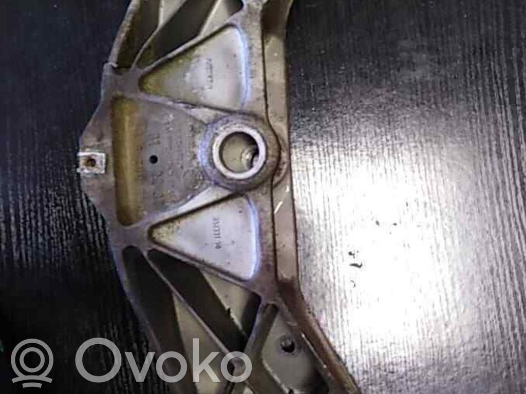 BMW 7 E65 E66 Gearbox mounting bracket 