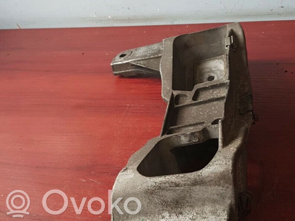 BMW 6 E63 E64 Gearbox mounting bracket 