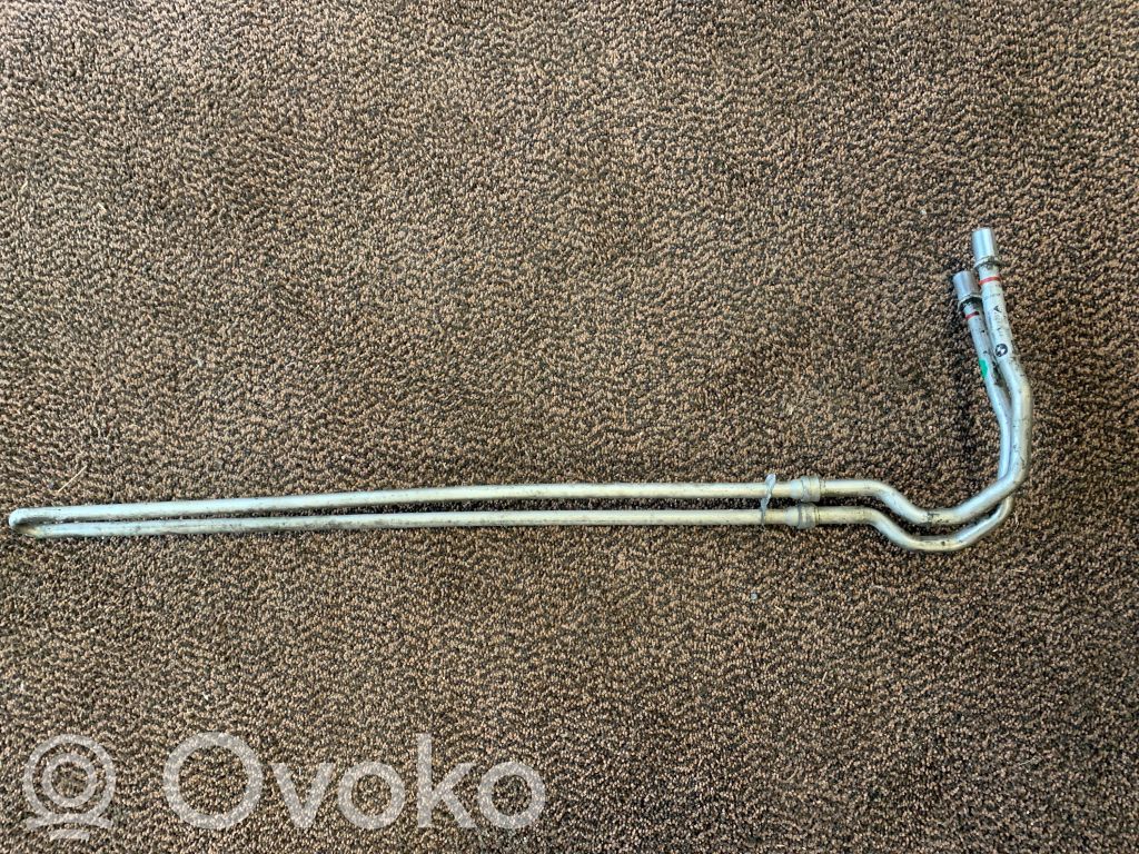 BMW 5 E60 E61 Gearbox oil cooler pipe/hose 