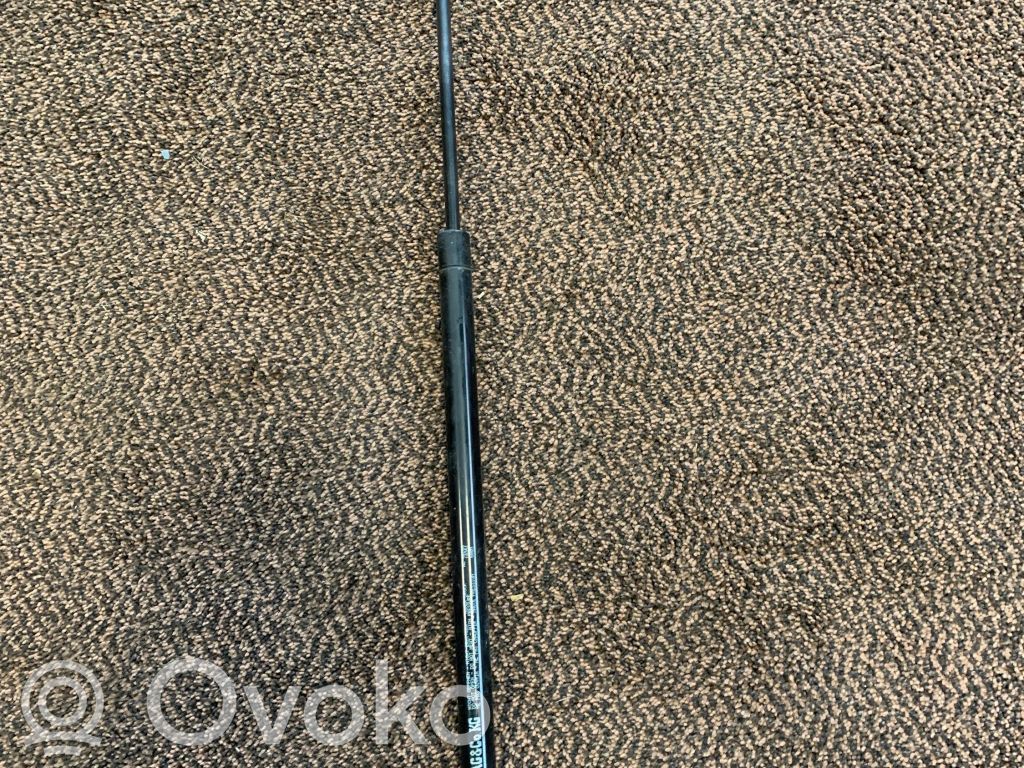 BMW 5 E60 E61 Amortizatorius galinio dangčio 