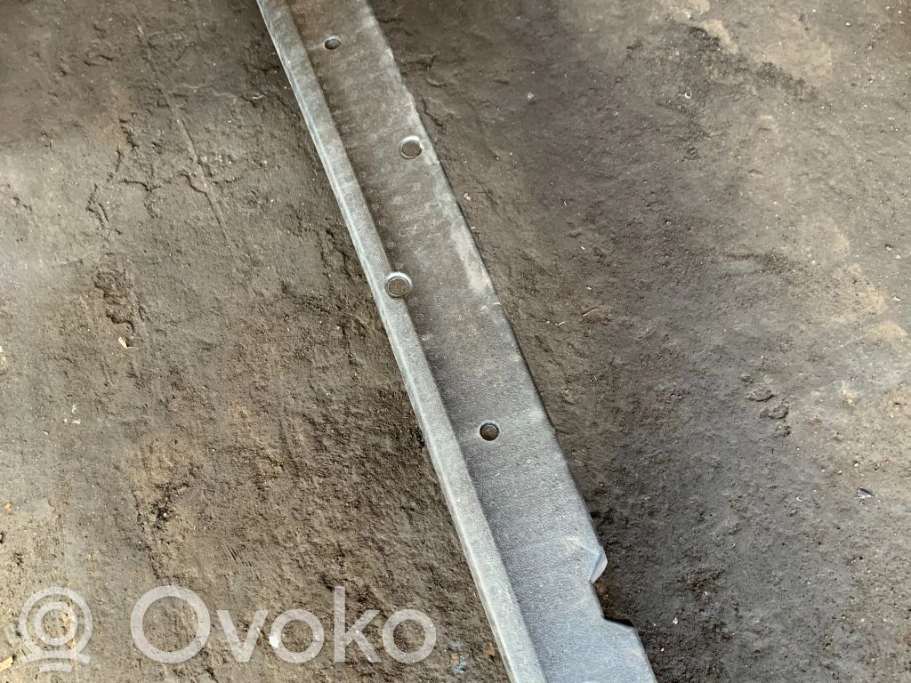 BMW 7 E65 E66 Aizmugurē bampera balka 