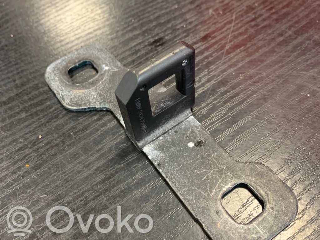 BMW 1 F20 F21 Trunk lock loop 