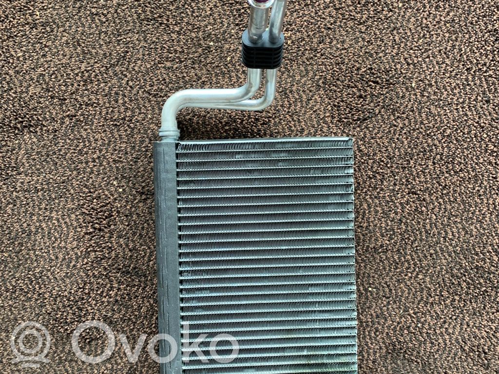 BMW 1 E81 E87 Mazais radiators 