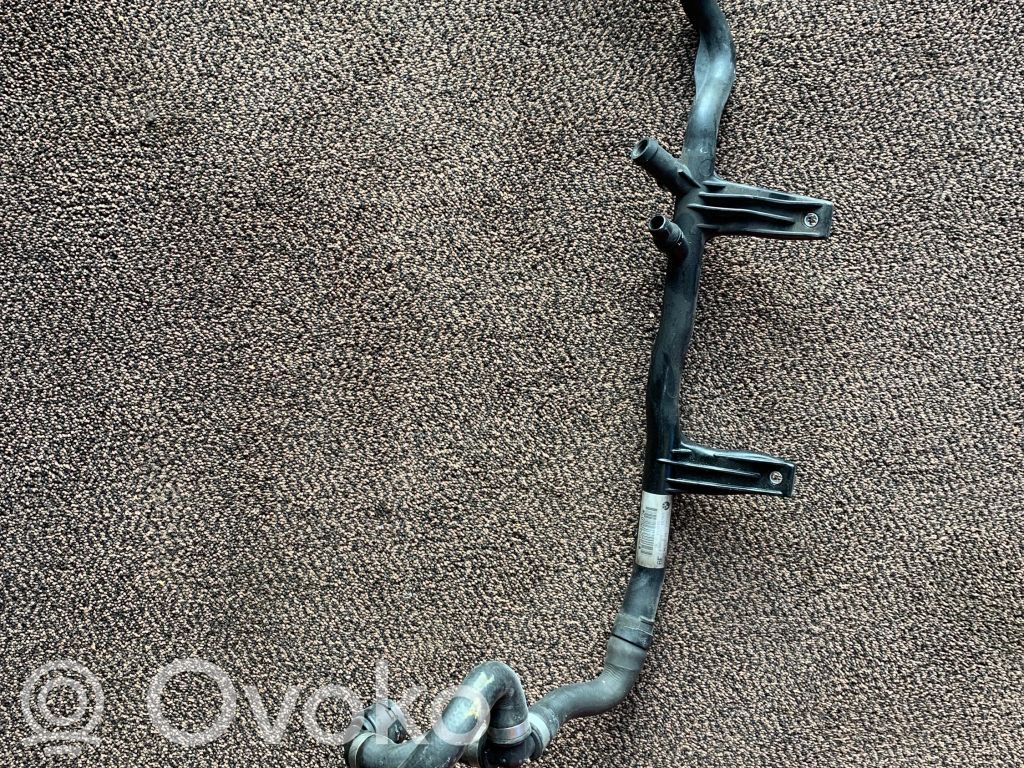 BMW 1 E81 E87 Engine coolant pipe/hose 