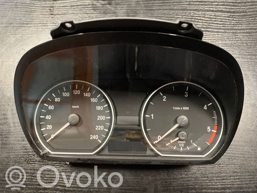 BMW 1 E82 E88 Speedometer (instrument cluster) 
