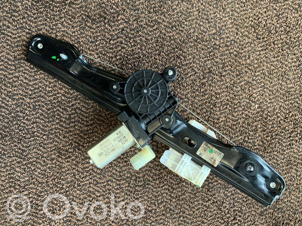 BMW 1 F20 F21 Elektryczny podnośnik szyby drzwi tylnych 