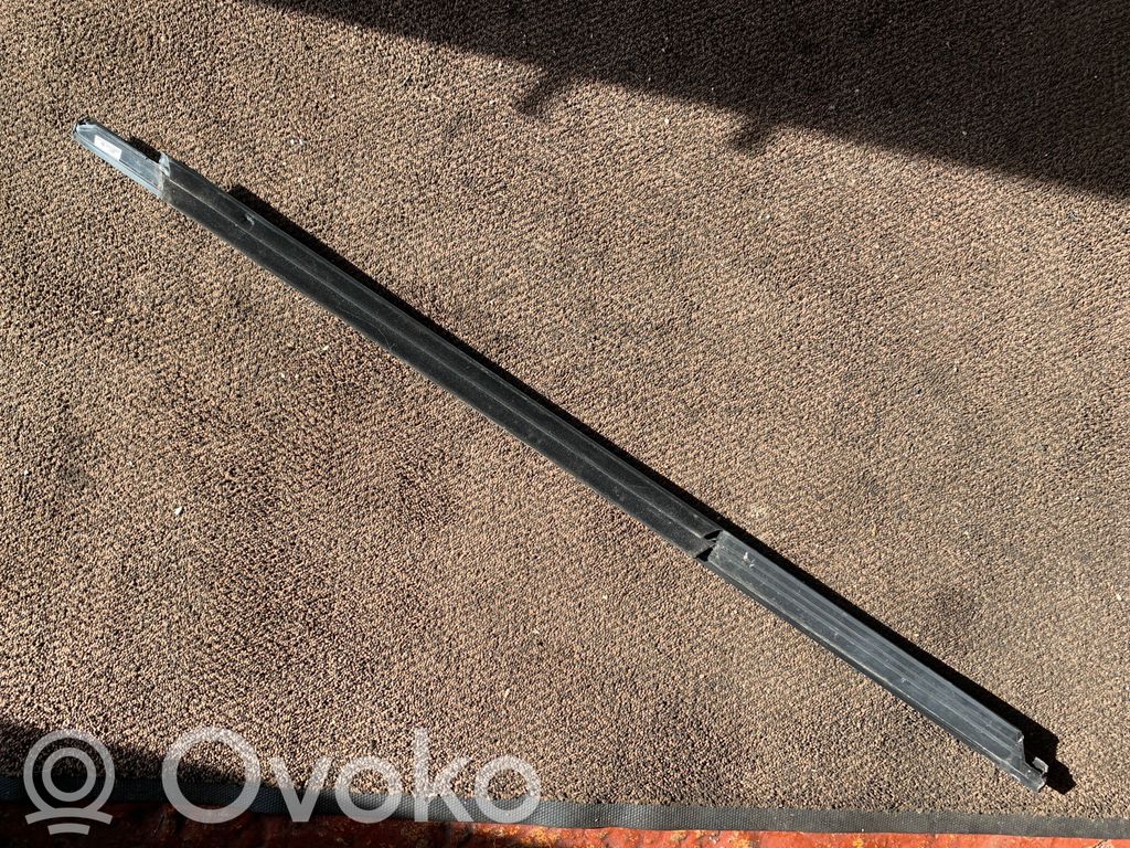 BMW 3 G20 G21 Rivestimento modanatura del vetro della portiera posteriore 