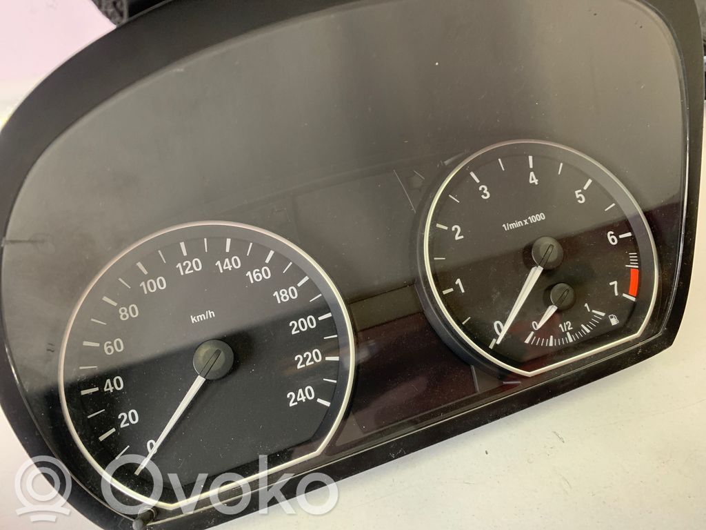 BMW 1 E81 E87 Speedometer (instrument cluster) 