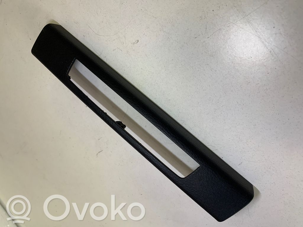 BMW X1 E84 Otros repuestos del interior 