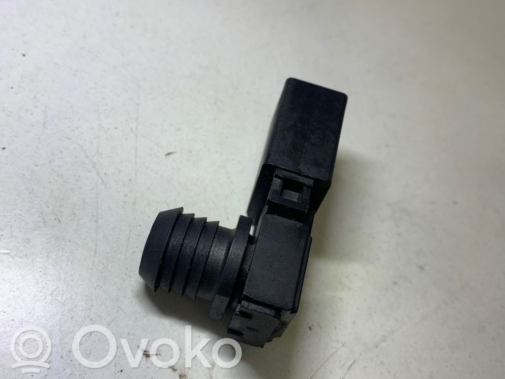 Sensor   6856290,40395411