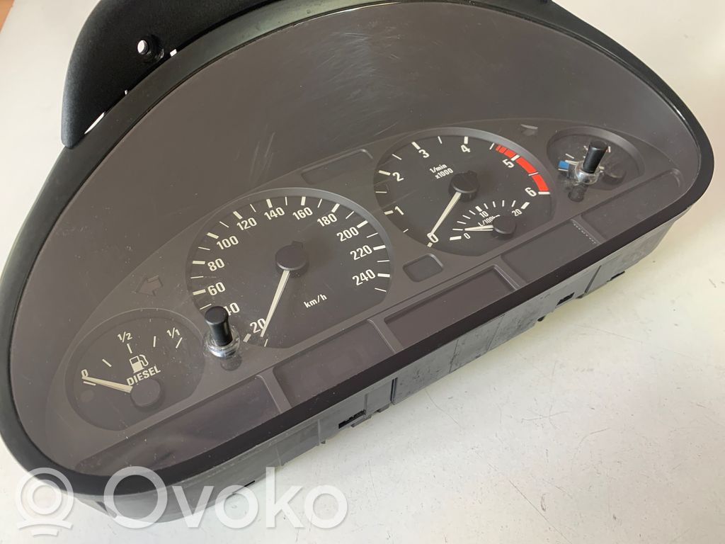 Speedometer (instrument cluster)   6911288,04281010251686,0263606343