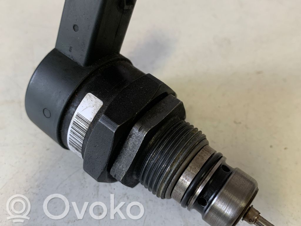 Kraftstoffdrucksensor   0281002481,250703,10898469