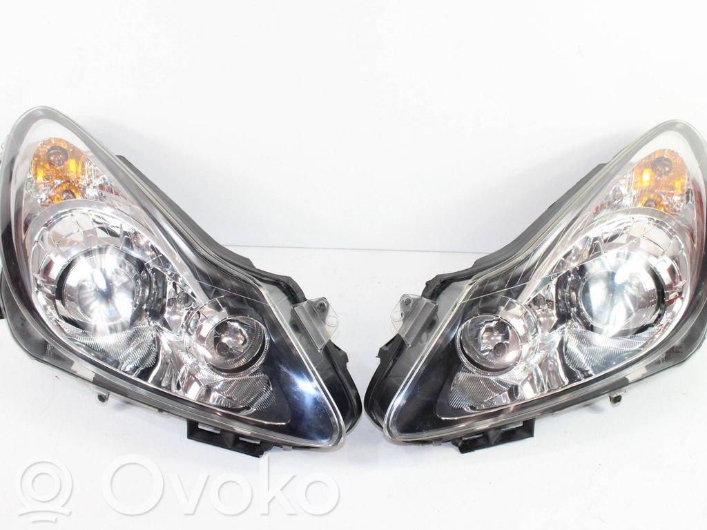 Opel Corsa D Scheinwerfer 