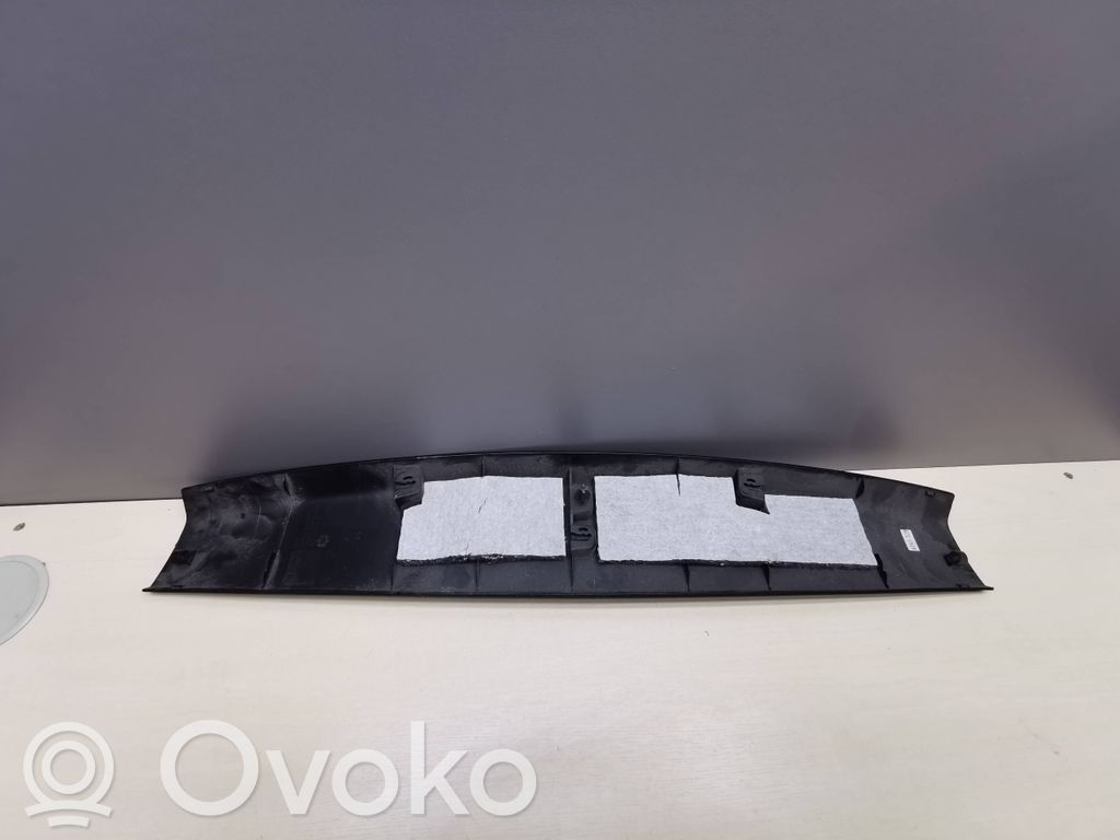 BMW X1 F48 F49 Tapicerka klapy tylnej / bagażnika 
