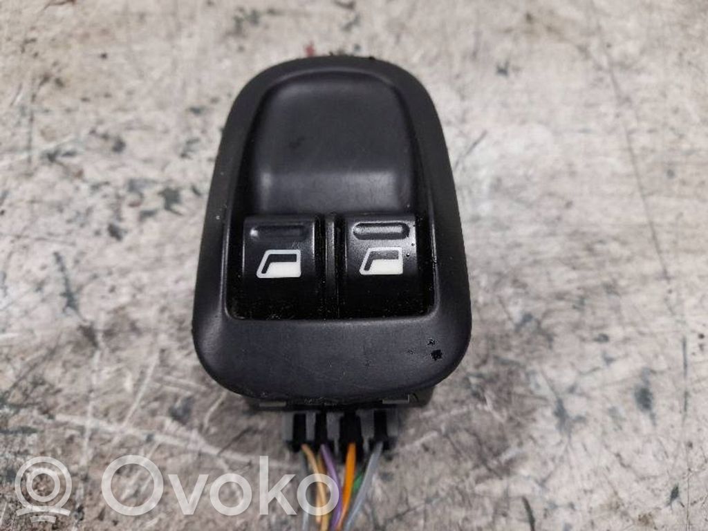 Peugeot 206 Electric window control switch 