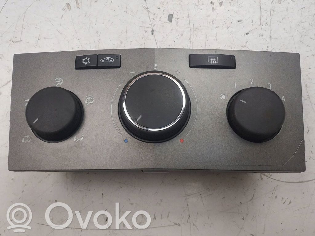Opel Zafira B Climate control/heater control trim 