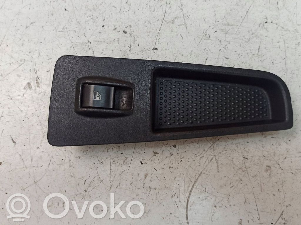 Fiat Linea Quarter vent window switch 