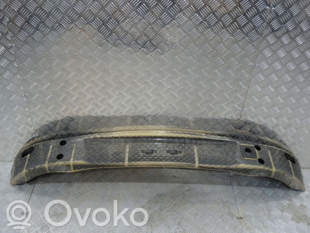 Aizmugurē bampera balka   8040562