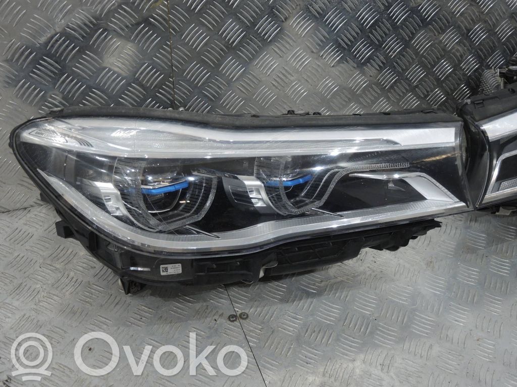 BMW 7 G11 G12 Lampa przednia 