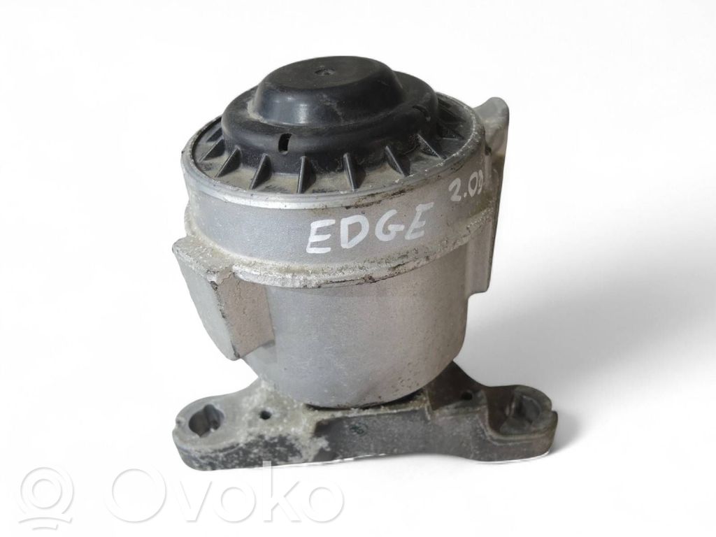 Engine mount bracket   G3350244
