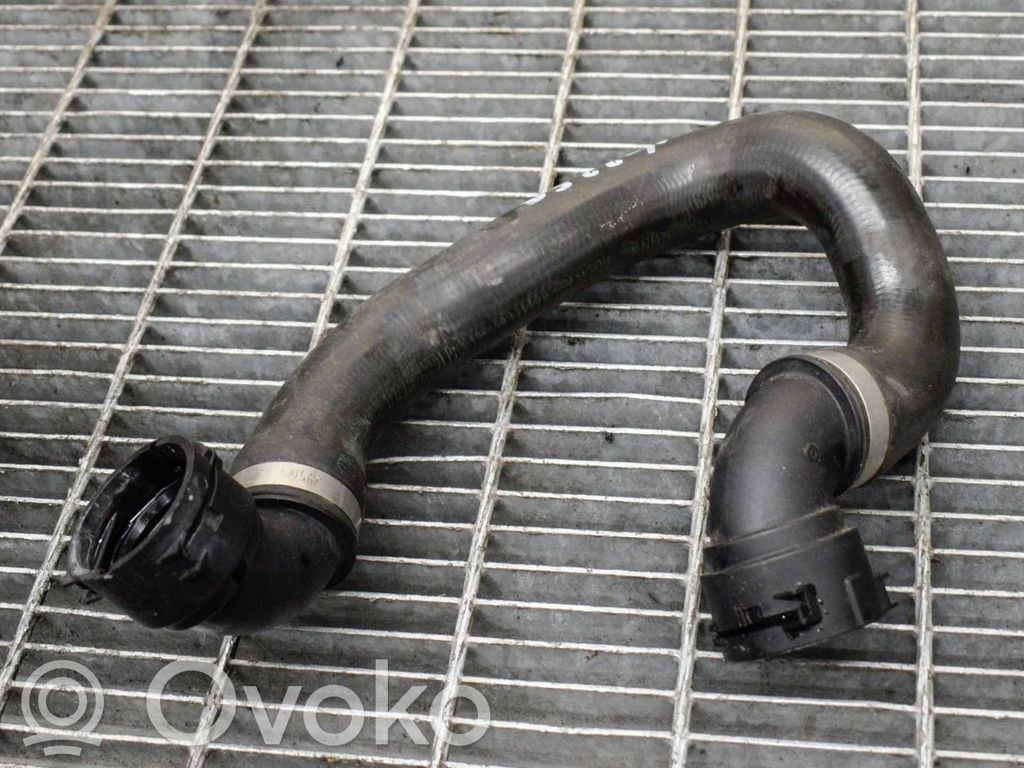 BMW 1 E81 E87 Engine coolant pipe/hose 