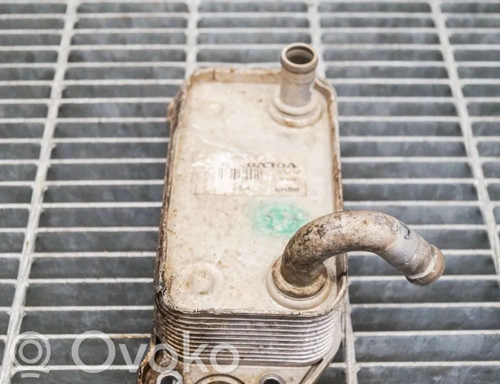 Volvo S60 Engine oil radiator 